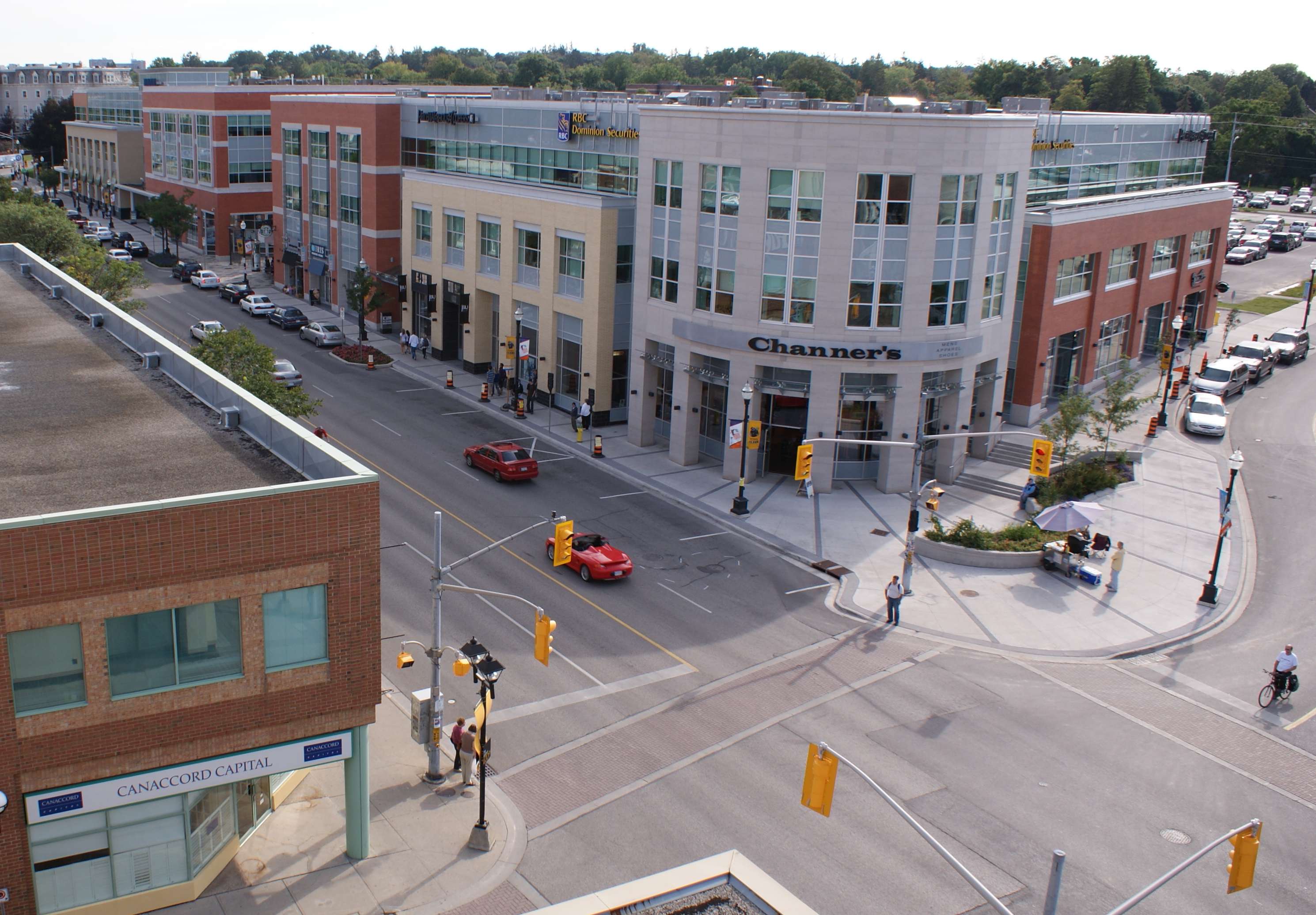 Places to Eat & Drink in Regional Municipality of Waterloo, Ontario
