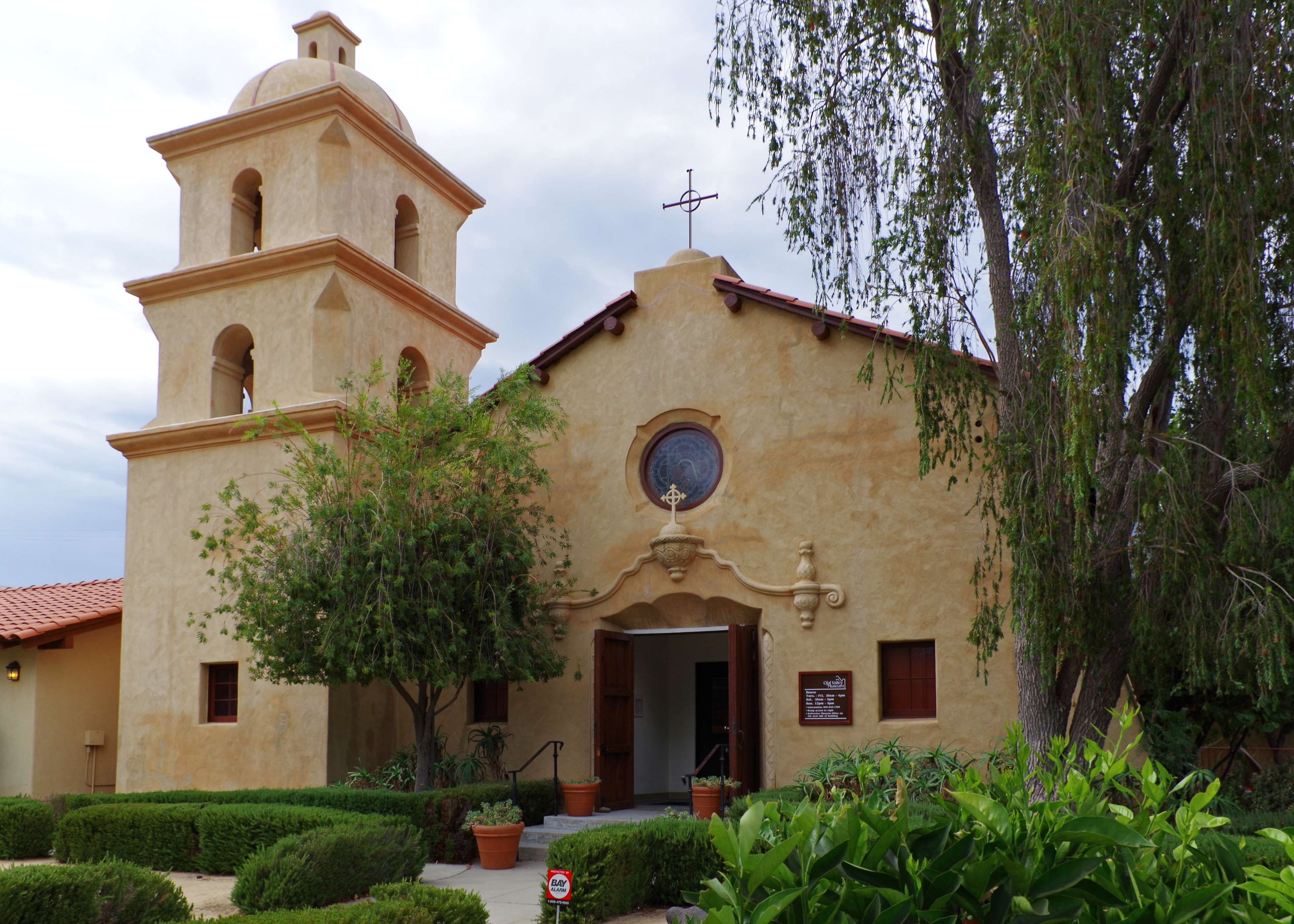 Places to Eat & Drink in Ojai, California