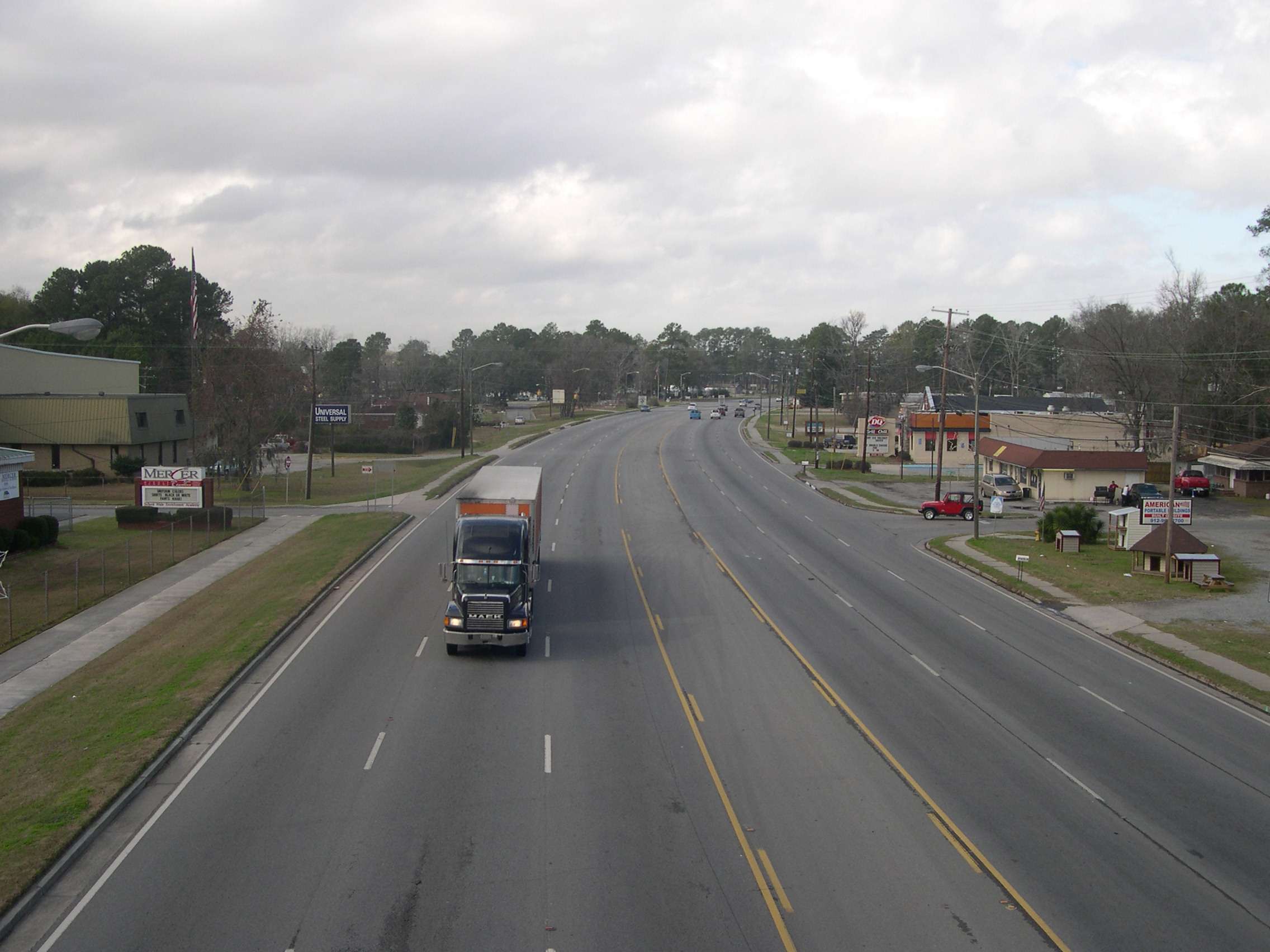 Places to Eat & Drink in Garden City, Macon
