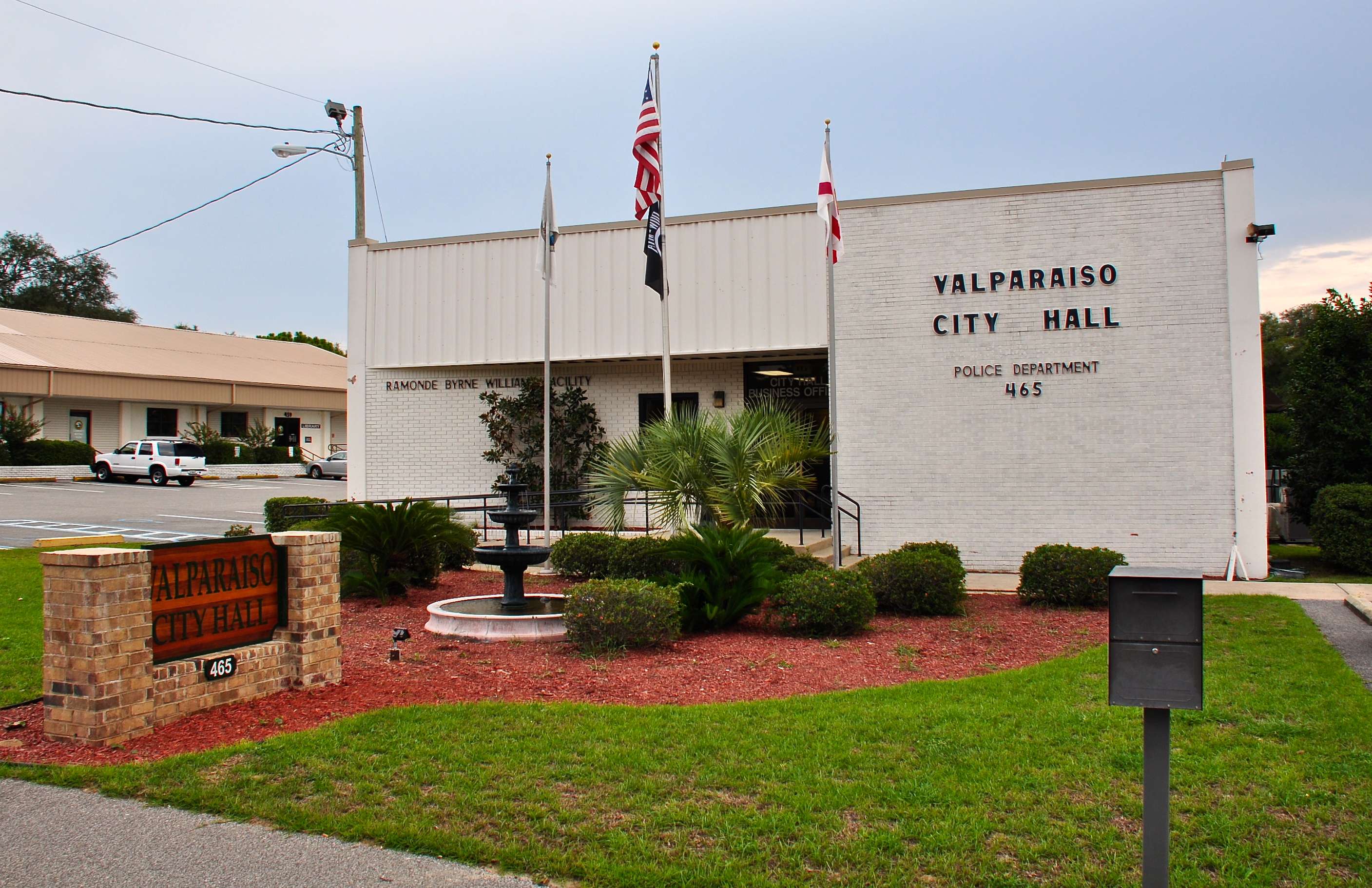 Places to Eat & Drink in Valparaiso, Florida