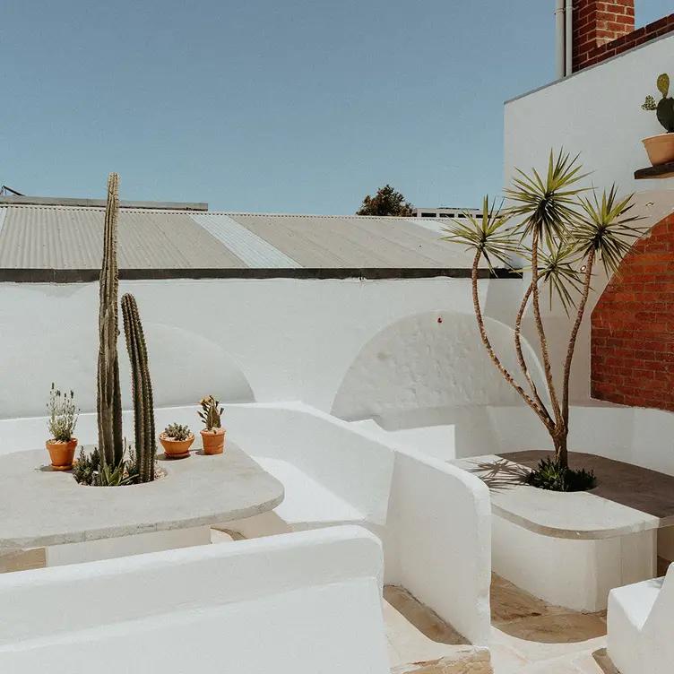 Golden Fleece Hotel
