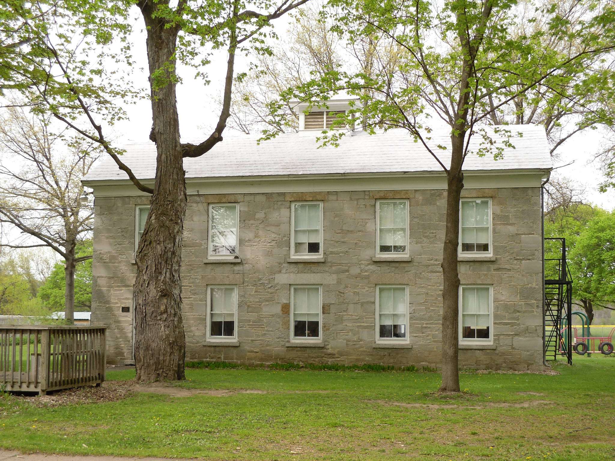 Places to Eat & Drink in Ames, New York